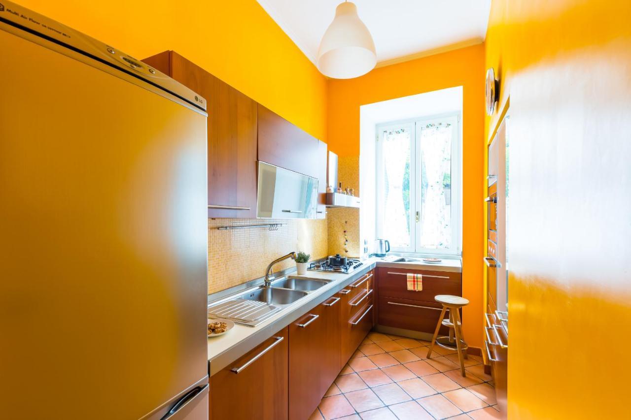 Appartamento A Montesanto By Wonderful Italy Napoli Ngoại thất bức ảnh